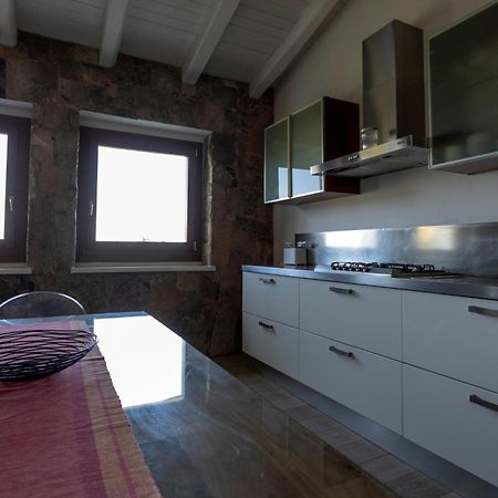 Villa Alba Esclusiva Villa Con Piscina A Sfioro E Vista Mozzafiato Sul Mare Куньяна Экстерьер фото