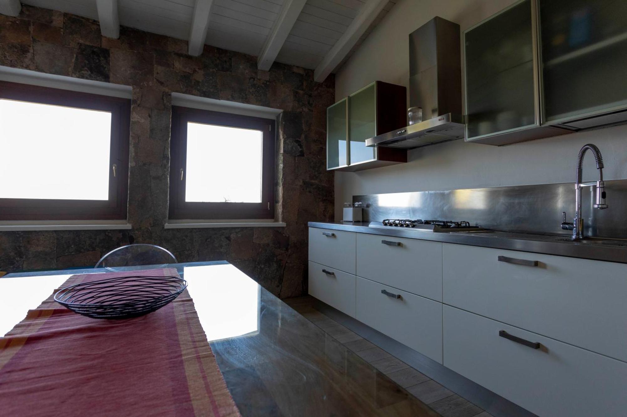 Villa Alba Esclusiva Villa Con Piscina A Sfioro E Vista Mozzafiato Sul Mare Куньяна Экстерьер фото