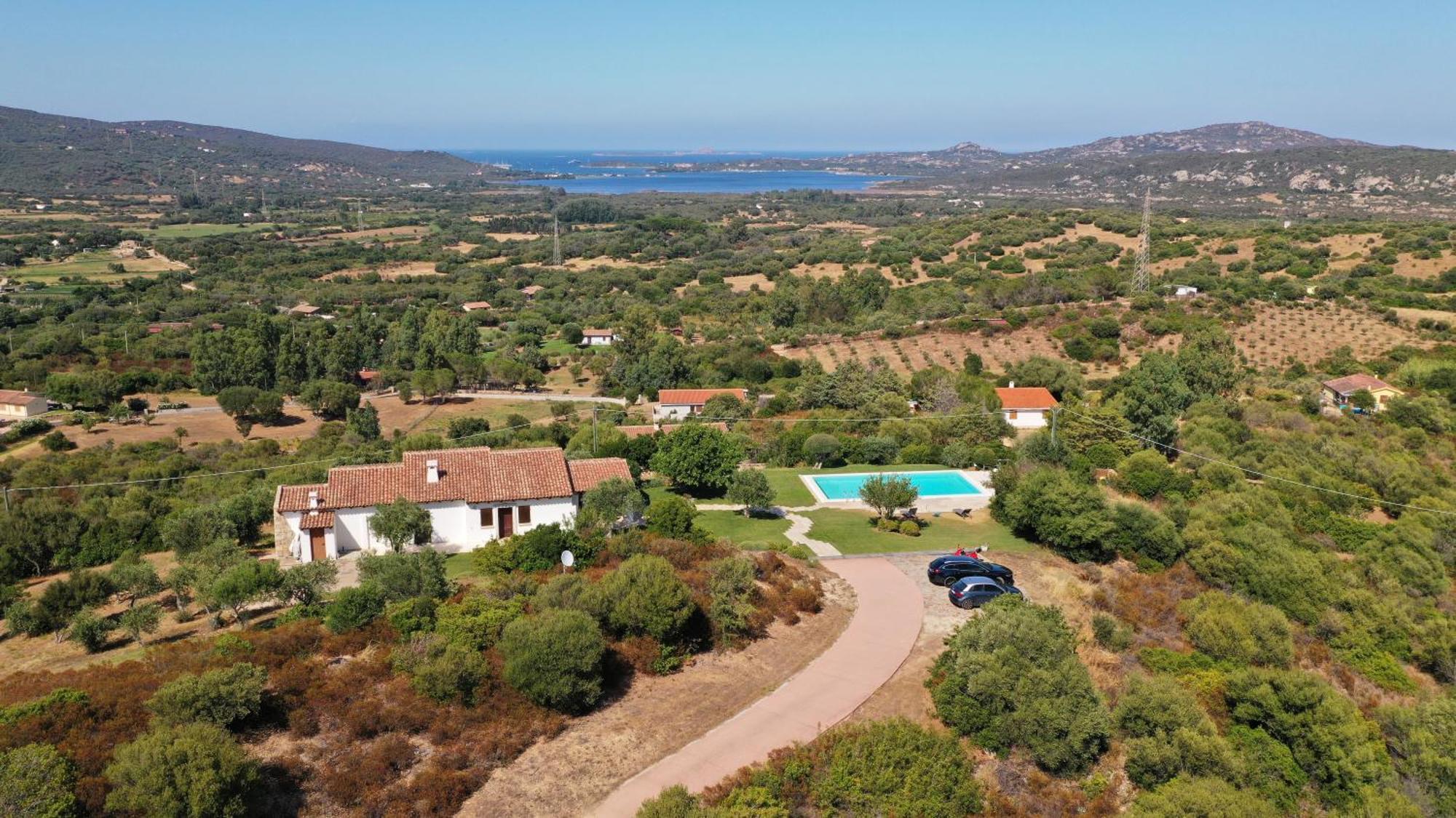 Villa Alba Esclusiva Villa Con Piscina A Sfioro E Vista Mozzafiato Sul Mare Куньяна Экстерьер фото